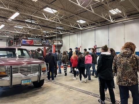 students learning about auto