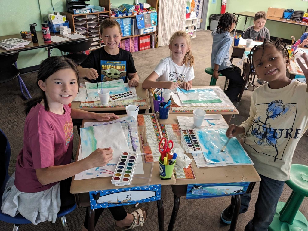 3rd graders painting